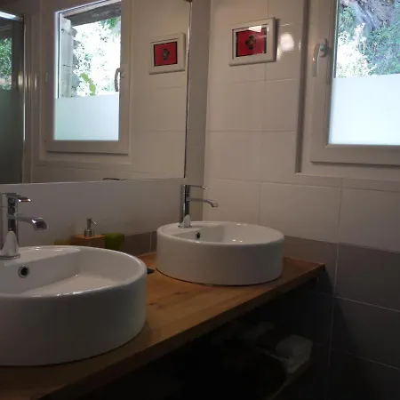B&B Mas Des Fontaines Brusque